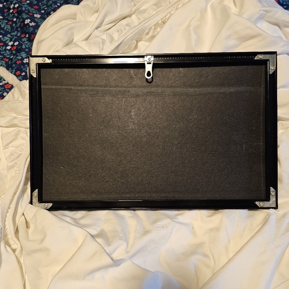 Cross-stitch Penguins - Picture 2 of 3